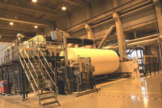 全球最宽的格拉辛纸造纸机，Tervasaari纸厂的8号纸机。摄影：韩沁珂
