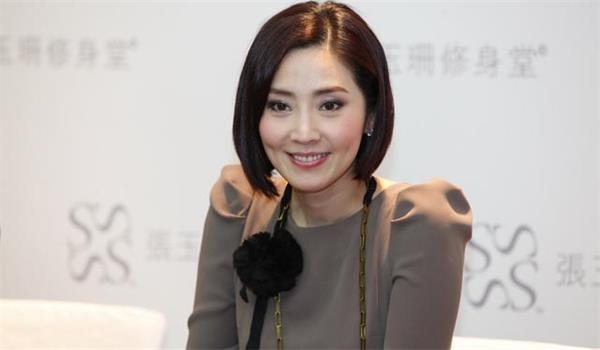 中国最漂亮年轻的女富豪，个个身价百亿，只有她与老公一起打拼 