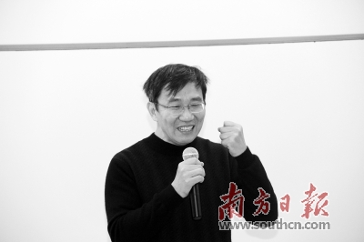 李泽湘。
