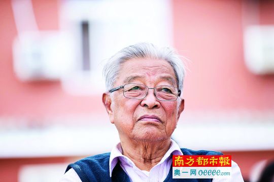 褚时健：赞成全民创业 自己暂时不放手