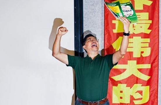 李阳妹妹：他是伟人 你没法站在他的高度理解他