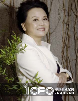 300-何巧女2